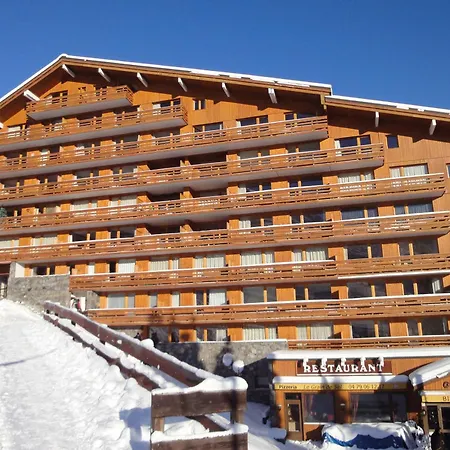 2 Pieces 6 Pers. Aux Allues - Skis Aux Pieds, Proche Commerces, Balcon, Wifi. - Fr-1-182-188 Apartment