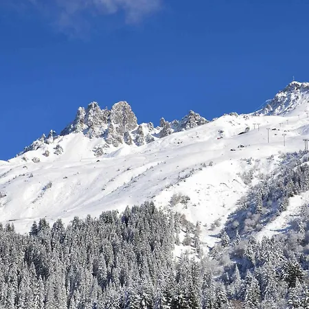 2 Pieces 6 Pers. Aux Allues - Skis Aux Pieds, Proche Commerces, Balcon, Wifi. - Fr-1-182-188 Meribel