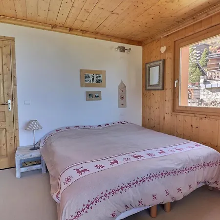 Apartment 2 Pieces 6 Pers. Aux Allues - Skis Aux Pieds, Proche Commerces, Balcon, Wifi. - Fr-1-182-188